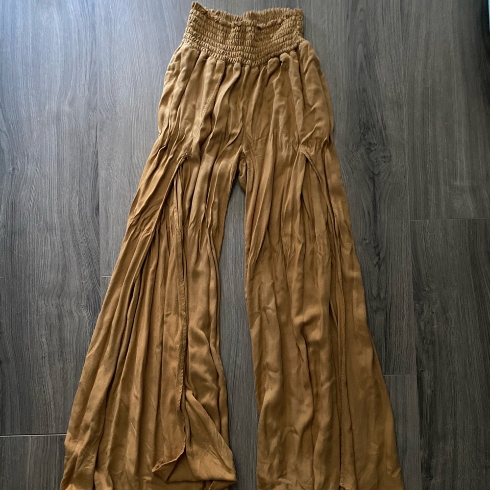 flowy pants